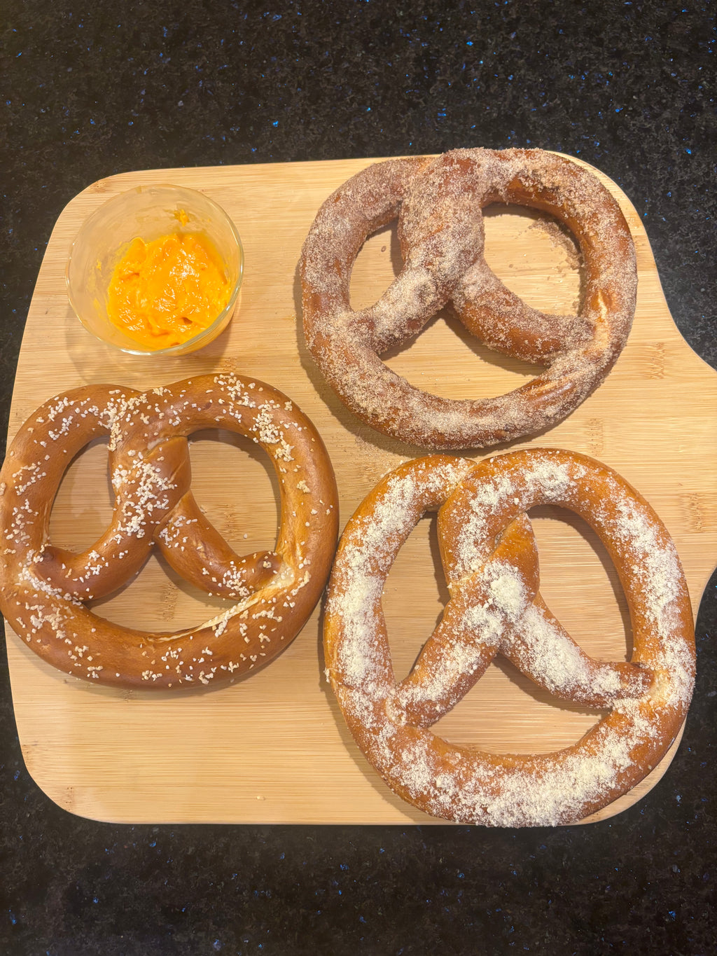 Cream City Classic Pretzel  (5 oz)